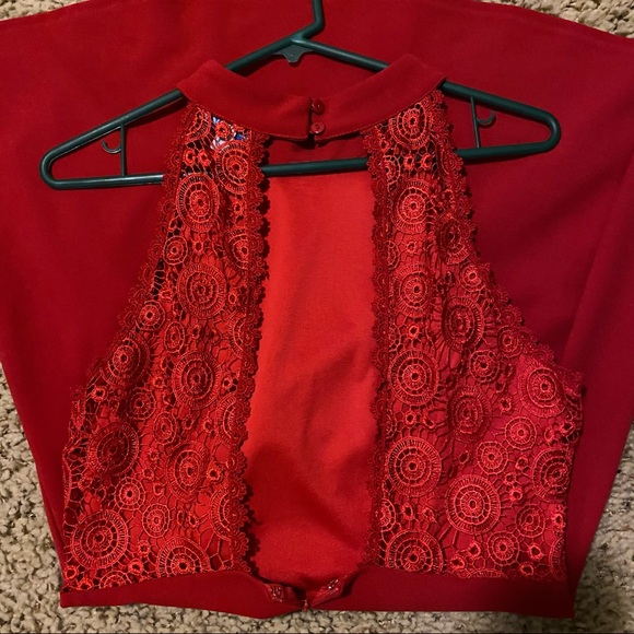Red dress that is in good condition - Picture 2 of 2